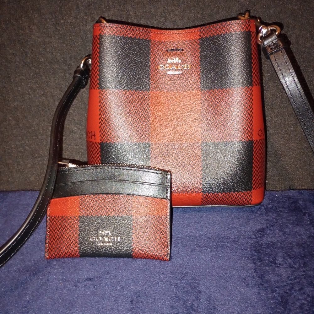 NWOT Coach Mini Town Bucket Bag with matching Card holder